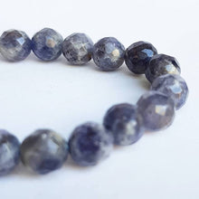 Load image into Gallery viewer, Blue Sapphire Faceted
