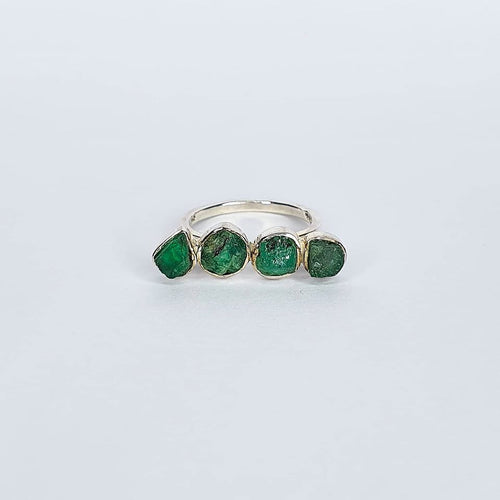 Ring - Emerald 4 Stones